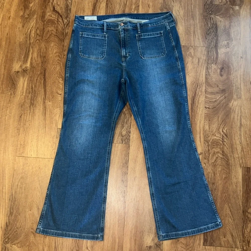 Gap Flare High Rise Jeans 👖 - Picture 1 of 11